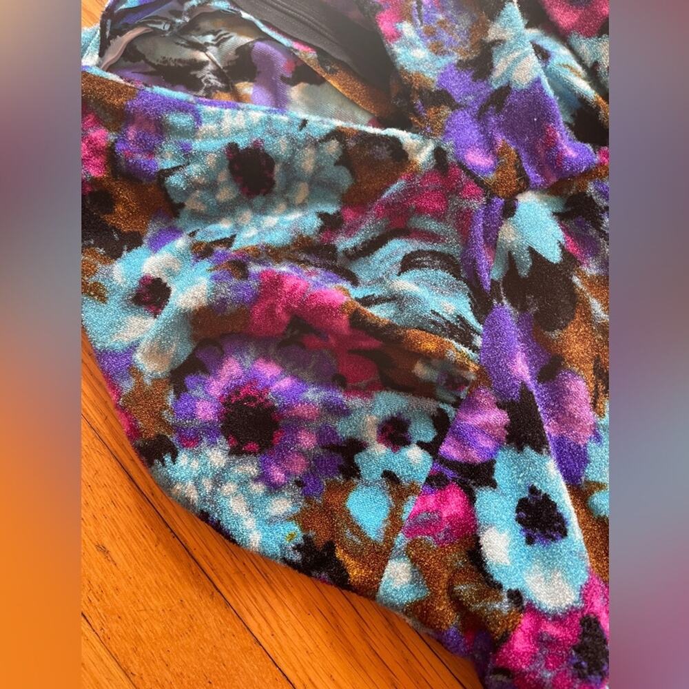70s Vintage Blue Floral Fuzzy Bright Floral Terry Cloth Dress - Picture 3 of 6
